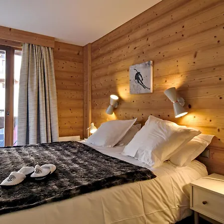 Luxueux 2 Au Cœur De 1850, Balcon, Parking Et Services Inclus - Fr-1-613a-7